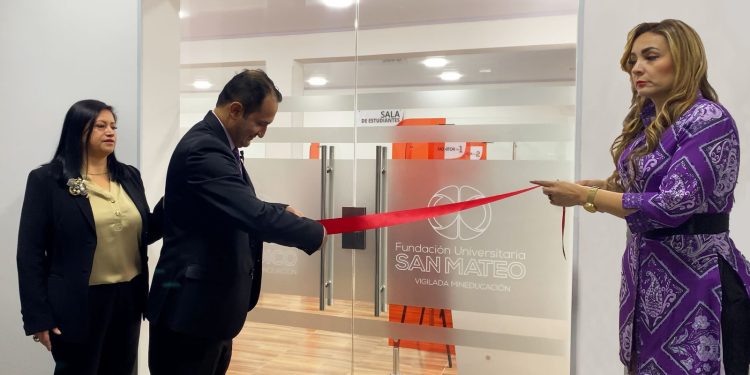 Fundación Universitaria San Mateo inaugura su consultorio jurídico gratuito