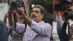 Gustavo Petro no asistirá a la toma de posesión de Nicolás Maduro. Foto Financial Times. 