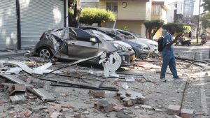 Terremoto de magnitud 7,4 sacude Colombia y deja edificaciones colapsadas en Chocó
