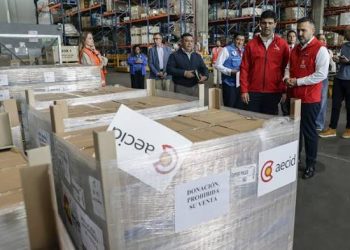 España entrega medicamentos por más de 316.000 euros para apoyar la recuperación tras el terremoto