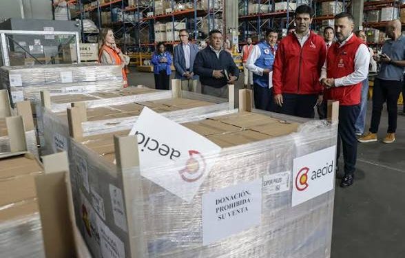 España entrega medicamentos por más de 316.000 euros para apoyar la recuperación tras el terremoto