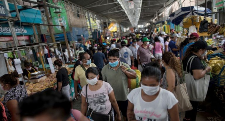 Perú pasa a una cuarentena focalizada.