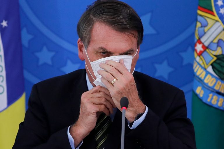 Bolsonaro es acusado de ‘genocida’ ante la Corte Penal Internacional