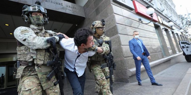Hombre amenazó con estallar bomba en un banco
