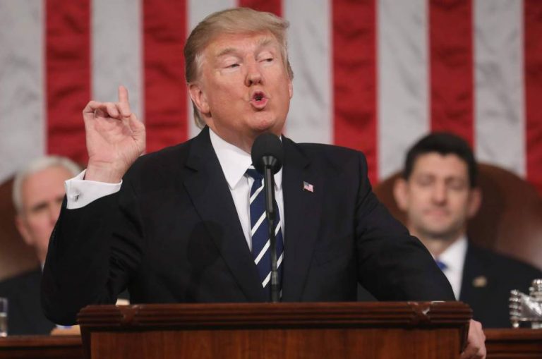 Donald Trump crítica el proceso de paz entre Colombia y las FARC