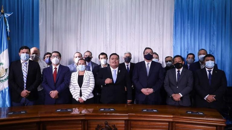 Guatemala: Congreso suspende el trámite del Presupuesto 2021.