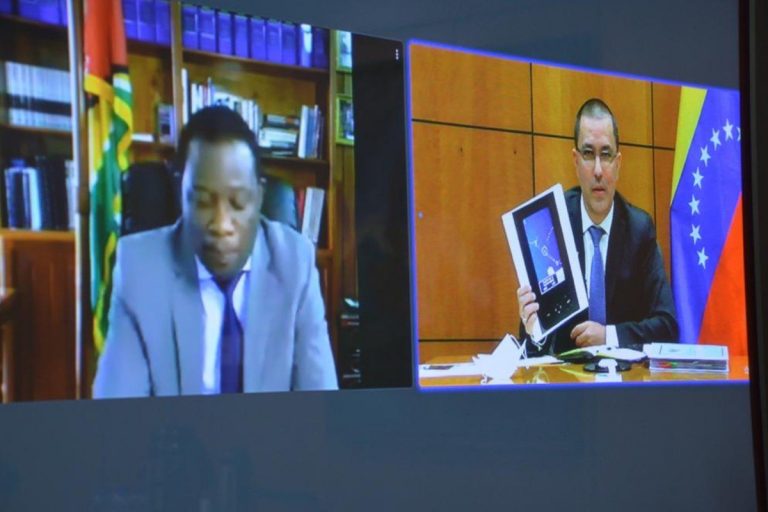 Venezuela rechazó acusaciones de Guyana por caso de buques pesqueros
