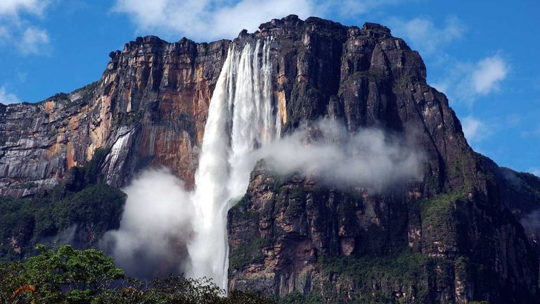 Venezuela: Aproximadamente 7000 hectáreas del parque Nacional Canaima en peligro por minería ilegal