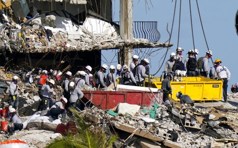 Miami: Se filtra llamada del primer rescatista en llegar al derrumbe del edificio Champlain Towers