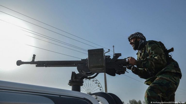 Talibanes toman Kandahar, la segunda ciudad de Afganistán