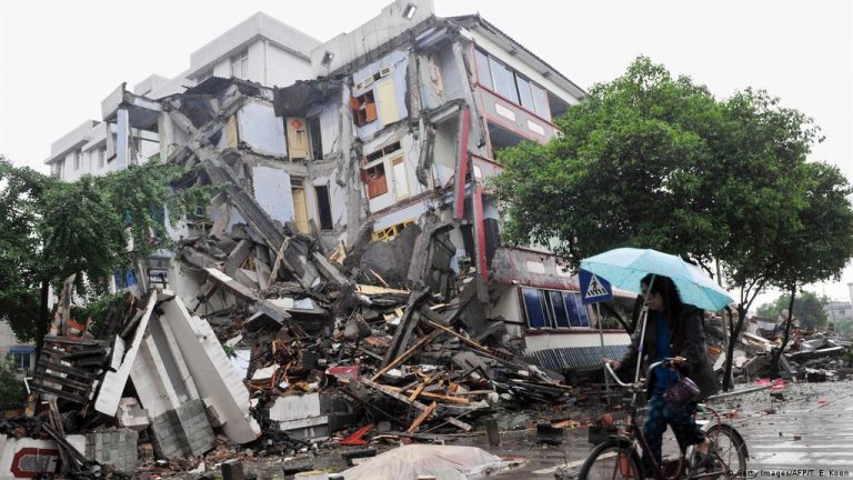 Terremoto en China deja tres fallecidos en provincia de Sichuan