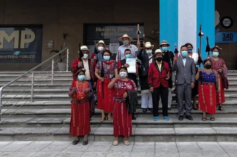 Guatemala: Autoridades Indigenas y Ancestrales presentan una denuncia penal en contra del Presidente Alejandro Giammattei