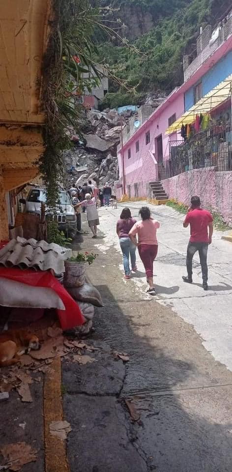 Deslave del cerro el Chuiquihuite en Tlalnepanta