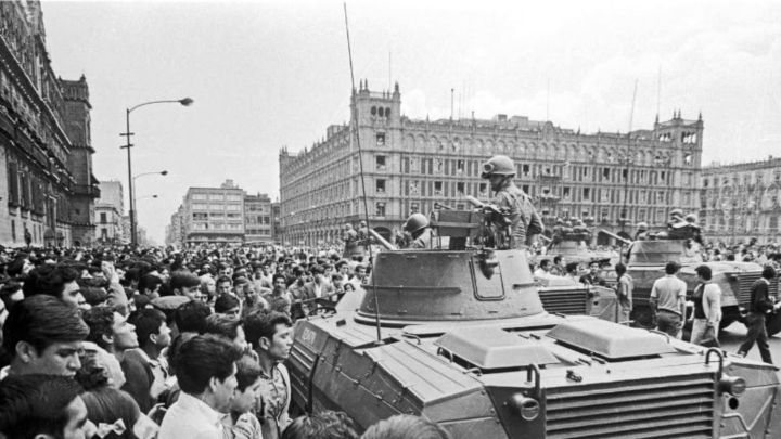 Plaza de las Tres Culturas en Tlatelolco un 2 de octubre de 1968