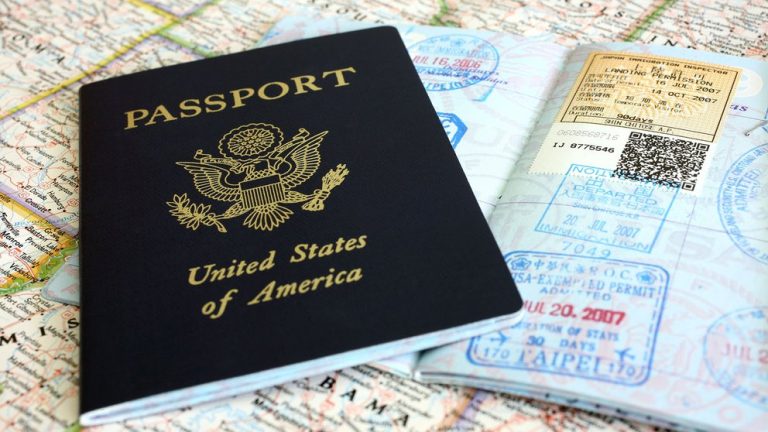 Estados Unidos emite primer pasaporte indicando género «X»