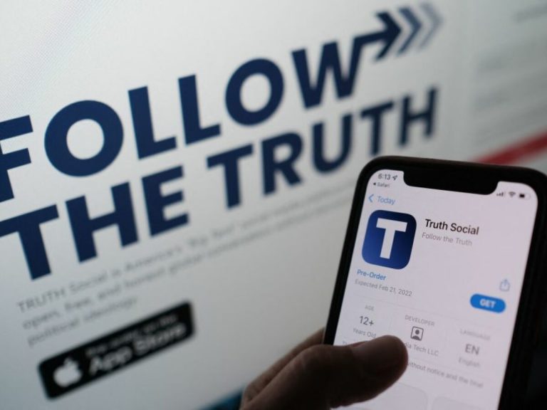 Estados Unidos: Trump anuncia lanzamiento de ‘Truth Social’