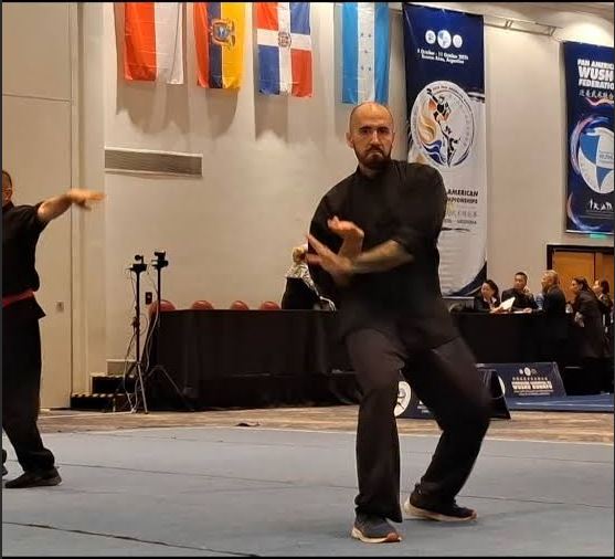 Boliviano gana medallas de oro en campeonato panamericano de kung fu